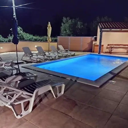 Casa Bozzero Крница