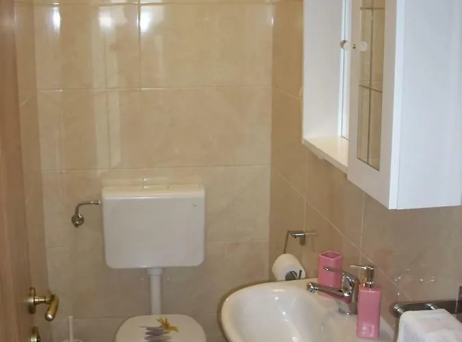 펜션 Casa Bozzero 크르니카